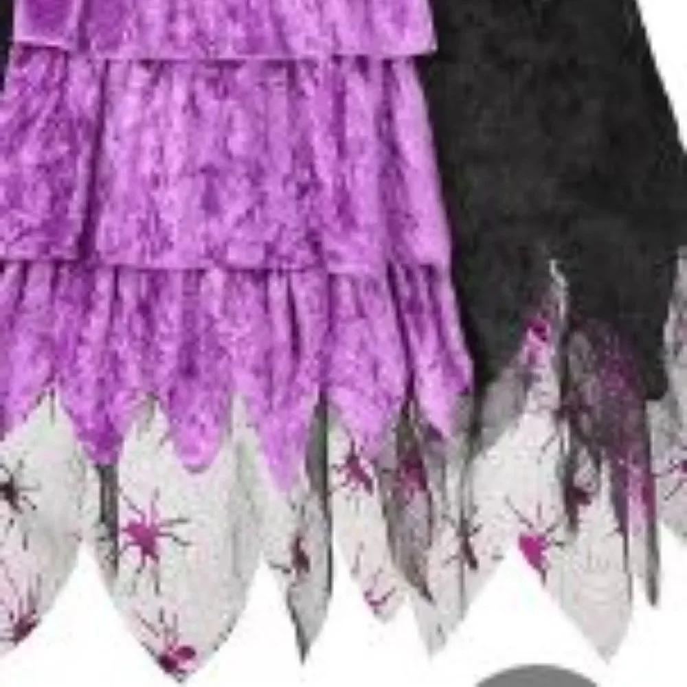 Girls Purple witch Halloween costume size M ( 5-7 years )